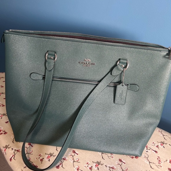 Coach tote - Picture 1 of 4